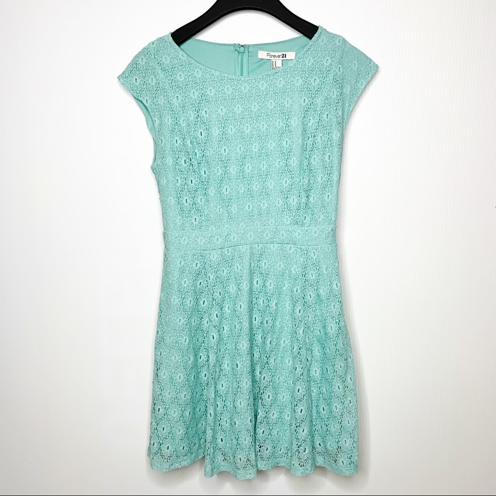 Forever 21 Lace Dress